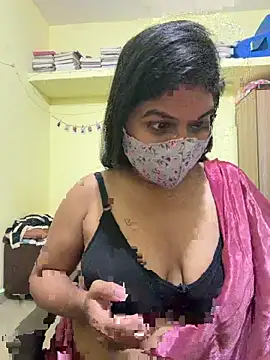 Snapshot of BigBreasted chatting on February 19, 5:42 pm BigBreasted online show from February 19, 5:42 pm