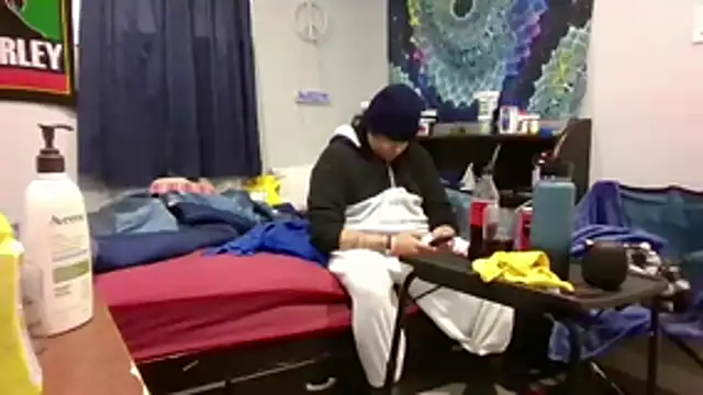 Bilover69 online show from December 1, 1:21 am