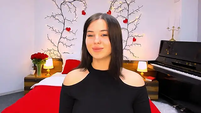 lil angel  online show from October 4, 1:20 pm