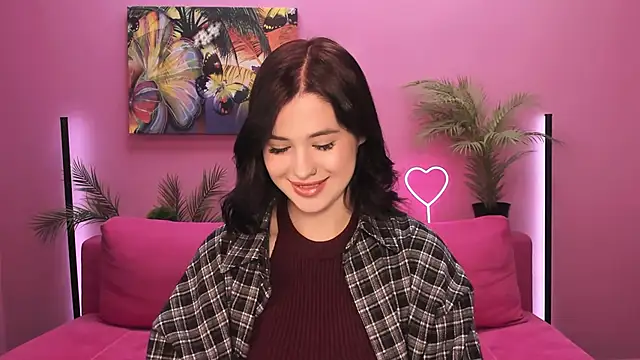 lil angel  online show from October 7, 12:46 pm