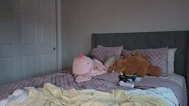 bambifarrina online show from October 6, 10:51 pm