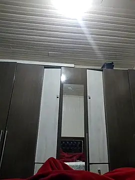 Snapshot of Gustavo198045 chatting on October 31, 2:12 am Gustavo198045 online show from October 31, 2:12 am