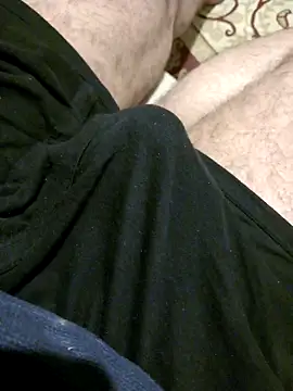 Snapshot of bullut06 chatting on October 24, 3:36 am bullut06 online show from October 24, 3:36 am