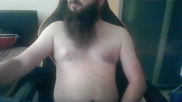 Snapshot of LondonMan1988 chatting on October 9, 8:23 am LondonMan1988 online show from October 9, 8:23 am