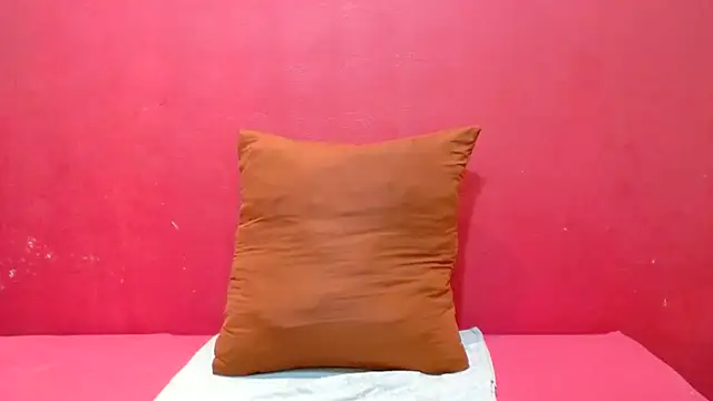 Snapshot of GlowGoddessxx chatting on October 27, 2:59 am GlowGoddessxx online show from October 27, 2:59 am