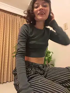 Snapshot of wildflower_sex chatting on November 22, 4:44 am wildflower sex online show from November 22, 4:44 am