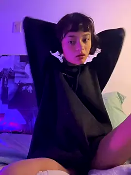 Snapshot of wildflower_sex chatting on December 5, 9:29 am wildflower sex online show from December 5, 9:29 am