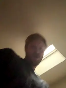 Snapshot of trashyd chatting on December 3, 2:04 pm trashyd online show from December 3, 2:04 pm