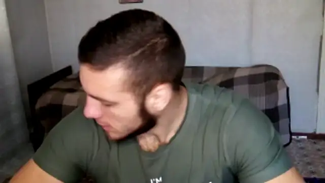 Snapshot of Jordan1Dior chatting on November 2, 7:11 am Jordan1Dior online show from November 2, 7:11 am