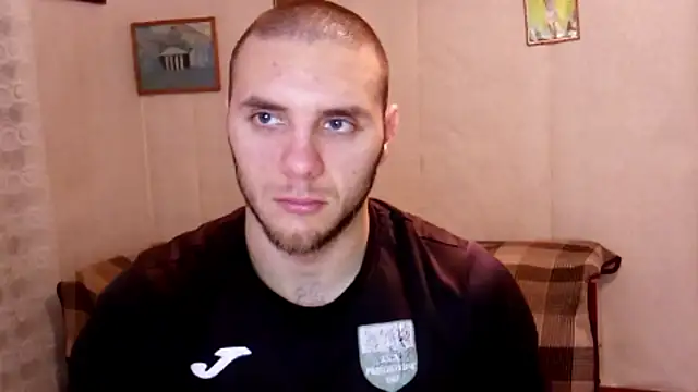 Snapshot of Jordan1Dior chatting on November 11, 8:14 am Jordan1Dior online show from November 11, 8:14 am