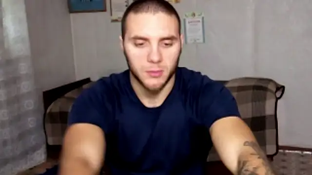 Snapshot of Jordan1Dior chatting on November 18, 7:46 am Jordan1Dior online show from November 18, 7:46 am