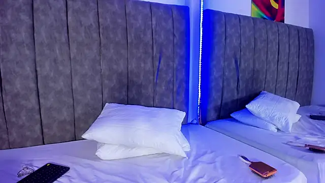 luna78hard online show from November 5, 3:28 am