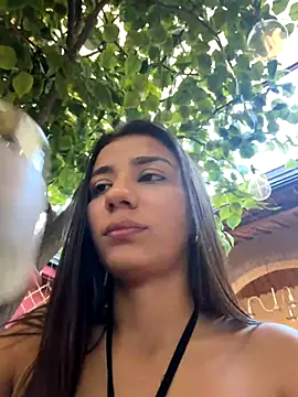 Snapshot of -juicy_ chatting on November 13, 9:58 pm -juicy online show from November 13, 9:58 pm