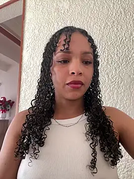 Yasmin777  online show from February 26, 7:13 pm