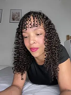 Yasmin777  online show from April 13, 12:16 am