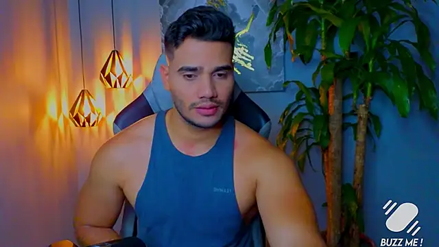 AndresR3 online show from October 5, 11:24 pm