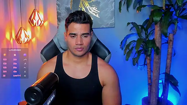 AndresR3 online show from October 24, 8:22 am