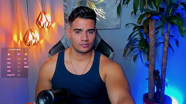 AndresR3 online show from October 28, 5:00 am