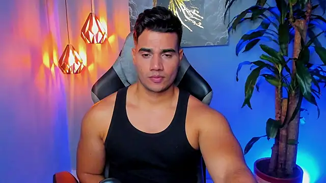 AndresR3 online show from November 15, 6:55 am