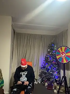 Snapshot of yourmaster2025 chatting on December 21, 11:23 pm yourmaster2025 online show from December 21, 11:23 pm