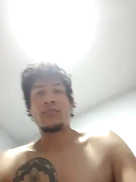 Alejobig27 online show from December 1, 9:20 pm