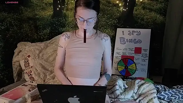 Snapshot of kohlbird chatting on September 25, 4:16 am kohlbird online show from September 25, 4:16 am