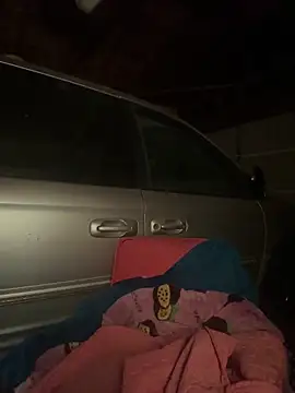 1n0nlythroat online show from December 20, 8:43 am