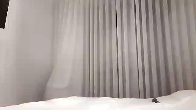 Snapshot of jporrado chatting on October 7, 10:40 pm jporrado online show from October 7, 10:40 pm