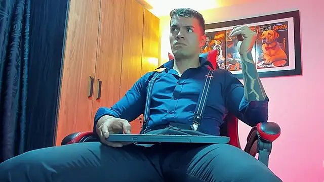 ALPHA DOMINUS  online show from January 12, 4:50 am