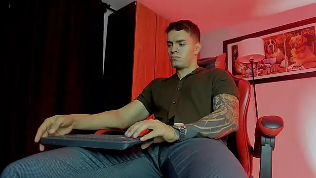 ALPHA DOMINUS  online show from February 14, 8:11 am