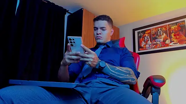 ALPHA DOMINUS  online show from February 26, 4:11 am