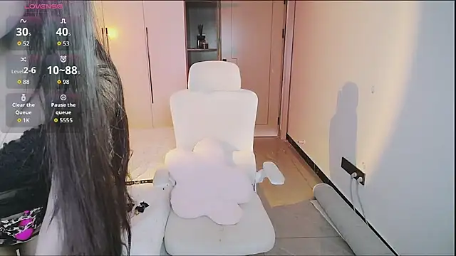 Olivia520 online show from October 3, 5:04 am