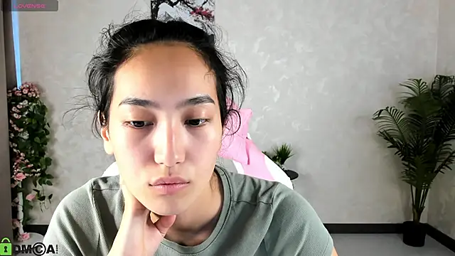 Snapshot of FlirtyAura chatting on September 30, 3:44 am FlirtyAura online show from September 30, 3:44 am
