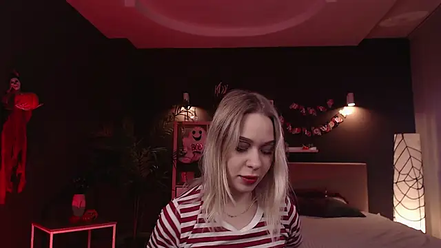 Snapshot of Pooja_Hegde chatting on October 31, 1:06 am Pooja Hegde online show from October 31, 1:06 am