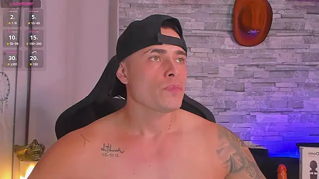 connorsmiith online show from November 18, 12:16 am