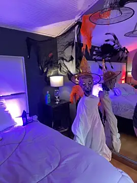 BellaFernandez   online show from October 24, 12:56 pm