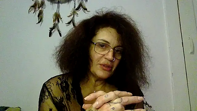 Snapshot of RubyyRosee chatting on October 15, 8:42 pm RubyyRosee online show from October 15, 8:42 pm