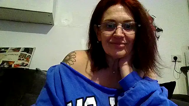 RubyyRosee online show from March 27, 2:06 pm