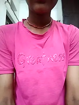 Snapshot of Naina_04 chatting on September 13, 3:28 am Naina 04 online show from September 13, 3:28 am