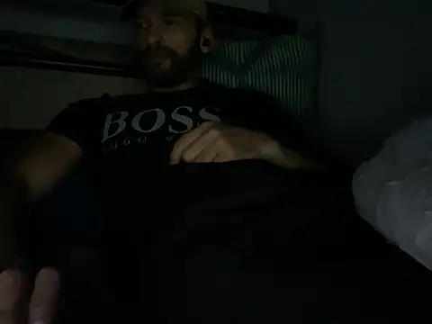 majorb121 online show from November 1, 8:22 pm