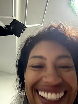 AmberMoss1 online show from December 3, 10:46 am