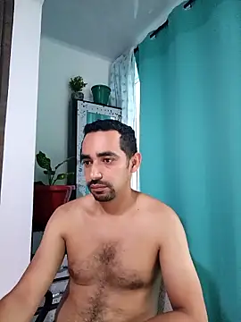 Snapshot of stivenlujan69 chatting on January 16, 10:58 pm stivenlujan69 online show from January 16, 10:58 pm