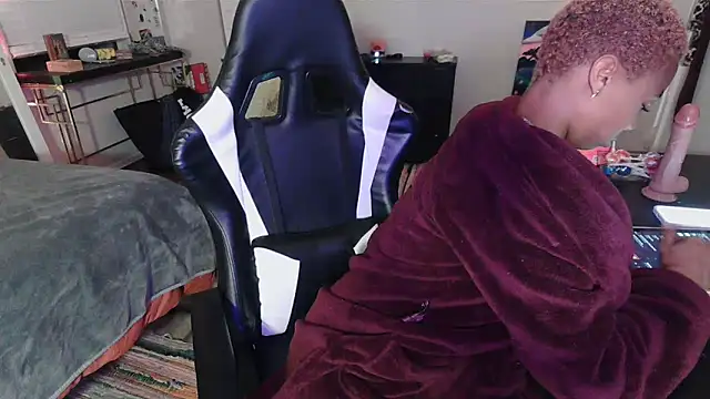 Snapshot of tsunamitori chatting on November 14, 4:44 am tsunamitori online show from November 14, 4:44 am