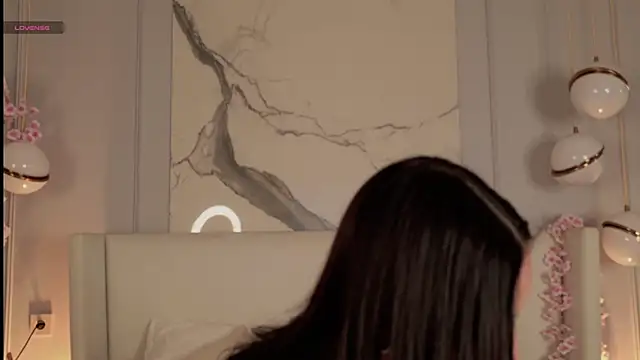 AdoraCortes online show from November 19, 5:07 am