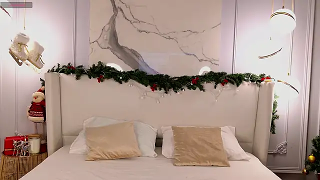 AdoraCortes online show from January 11, 5:12 am