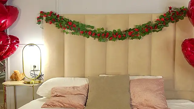 AdoraCortes online show from February 21, 5:19 am