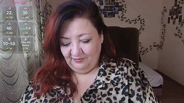 Snapshot of Ophelia_Orbit chatting on November 8, 8:47 am Ophelia Orbit online show from November 8, 8:47 am