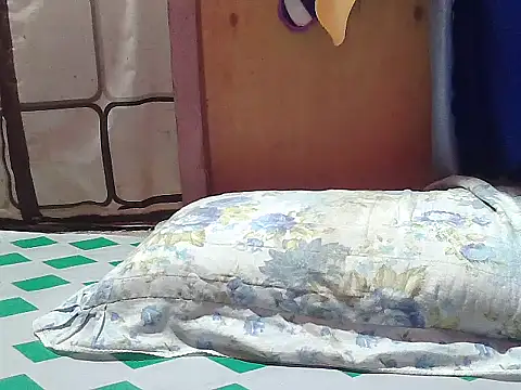 Snapshot of Ayiesha chatting on September 14, 11:15 pm Ayiesha online show from September 14, 11:15 pm