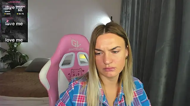 Marie Ellie online show from November 5, 1:38 am