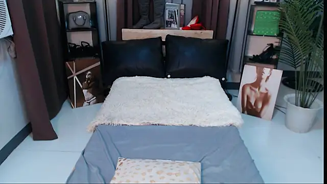 NaughtyAngelaYsobelle69 online show from September 29, 10:36 pm